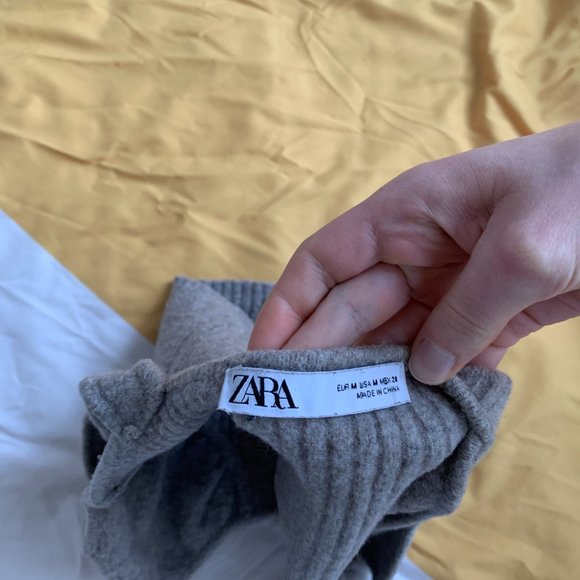 Zara beige knit cropped tank top - Picture 3 of 3